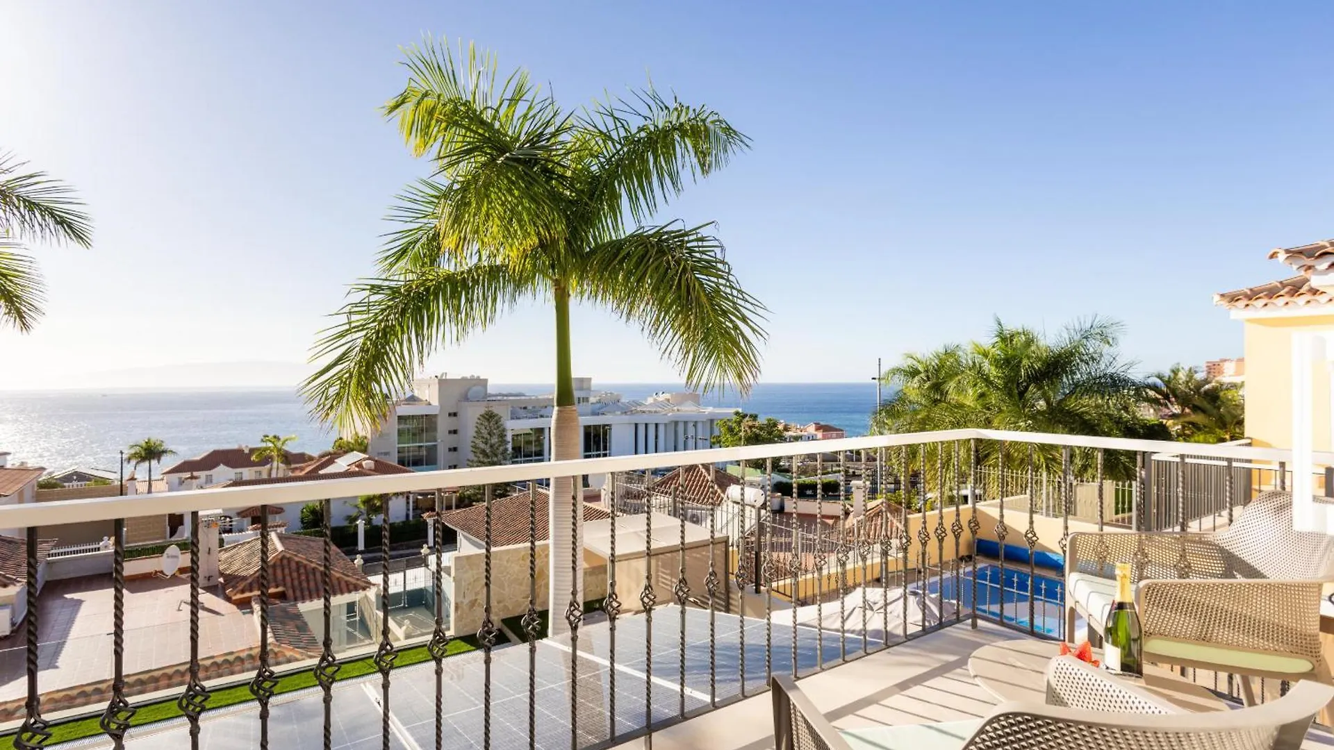 Villa Vista Al Mar Puerto de Santiago  Espanha
